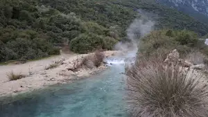 Εξόρμηση στα Κελάρια Παρνασσού και μετά Καμένα Βούρλα για ζεστό μπάνιο! ( Video )