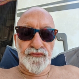 Κώστας Κομνηνός